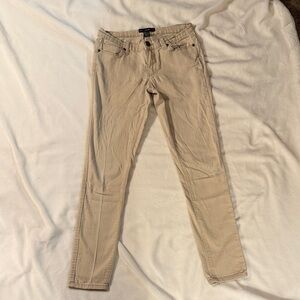Women's Skinny Jeans in Tan